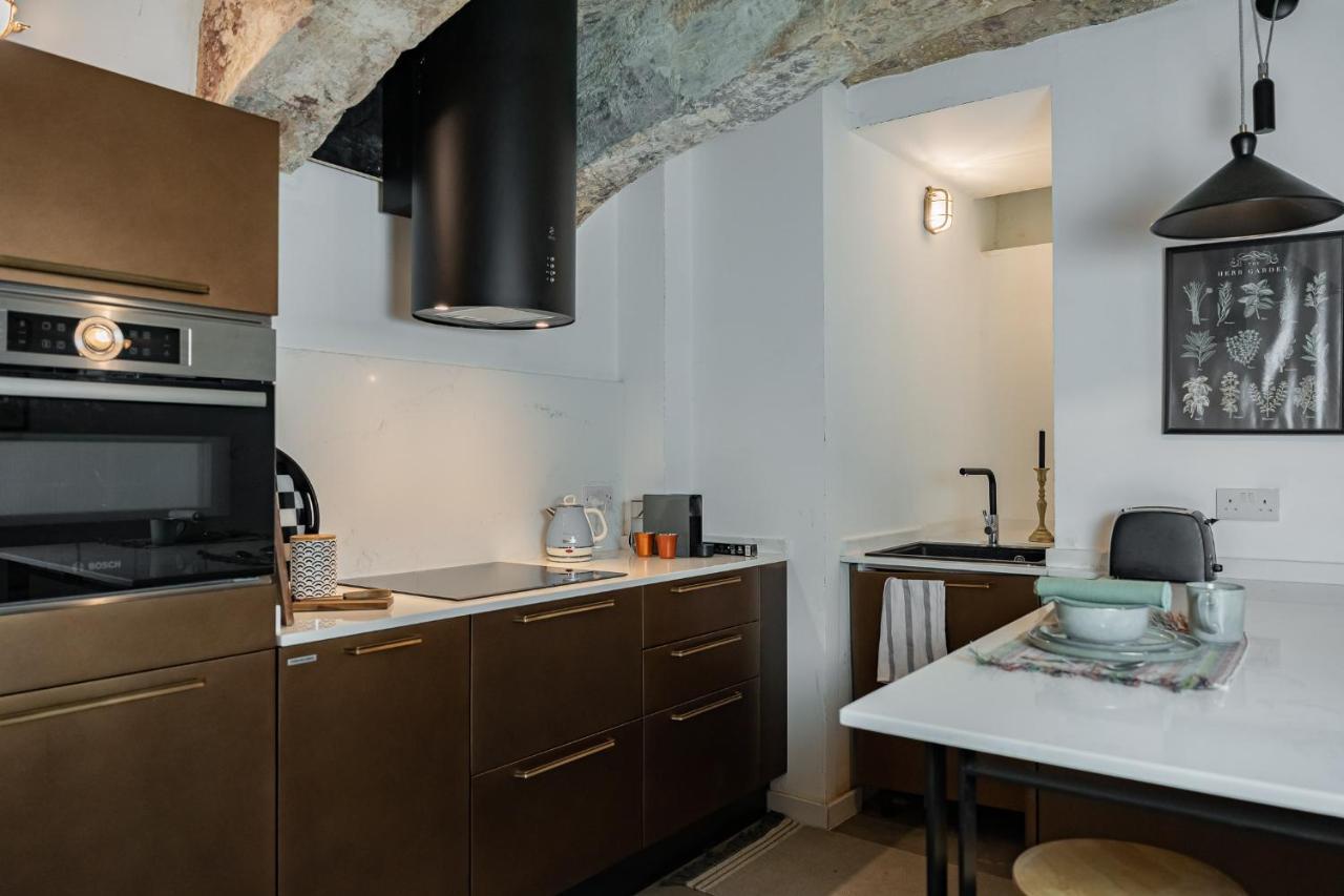 Luxury 2Bdr In The Heart Of Valletta! Tv And Wifi Exterior photo